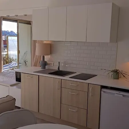 Apartment A 4 Minutes De La Dans Le Quartier