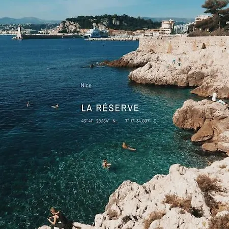 A 4 Minutes De La Dans Le Quartier Apartment Nice