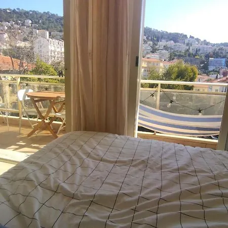 A 4 Minutes De La Dans Le Quartier Nice