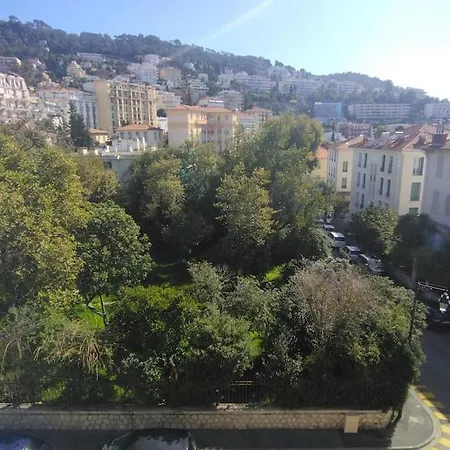 A 4 Minutes De La Dans Le Quartier * Nice